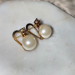 Carolina Herrera faux pearl studs